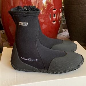 NeoSport Black Dive Boots